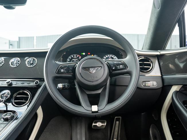 BENTLEY Continental Photo 19