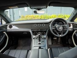 BENTLEY Continental Photo 4