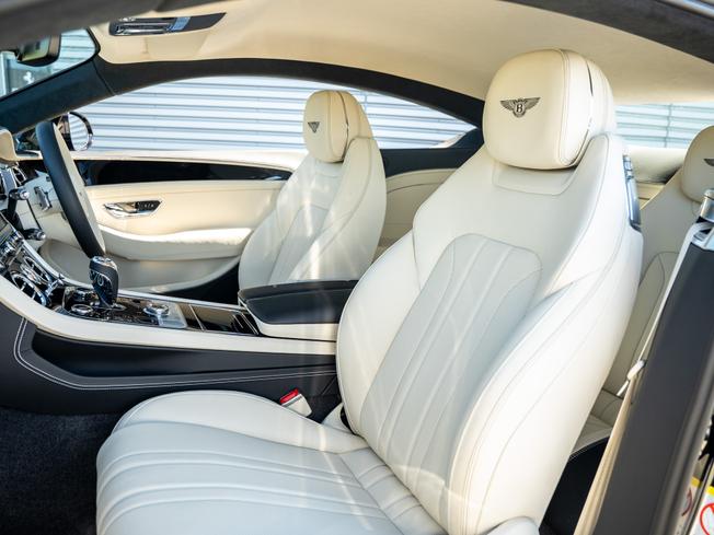BENTLEY Continental Photo 20