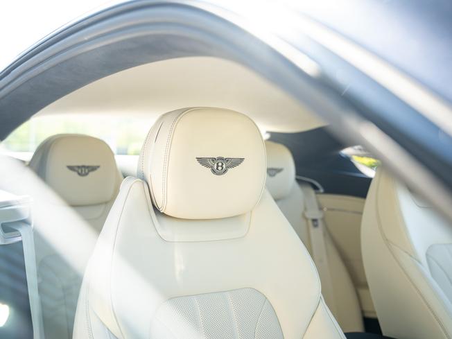 BENTLEY Continental Photo 24