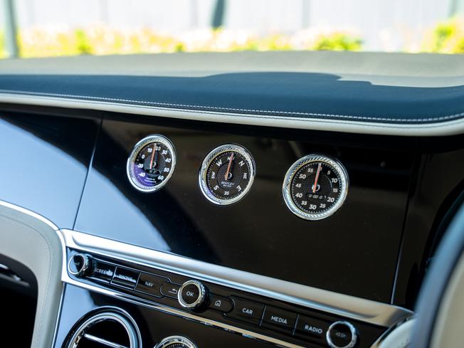 BENTLEY Continental Photo 27