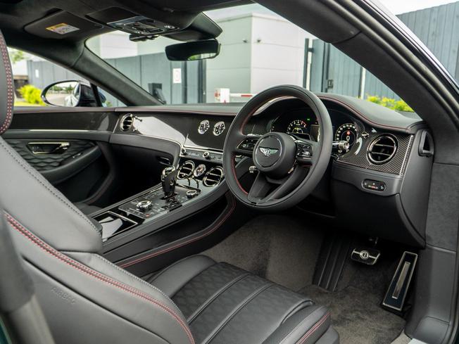 BENTLEY Continental Photo 10