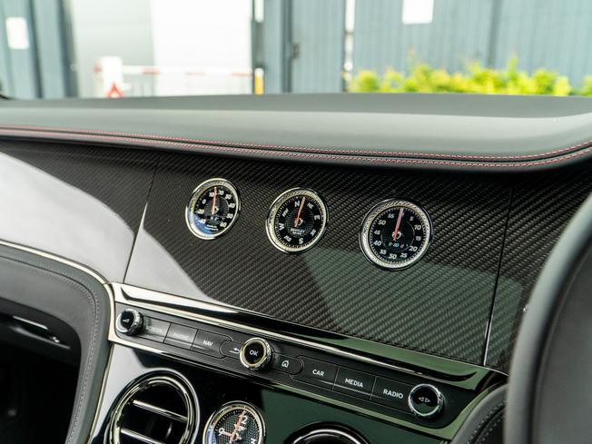 BENTLEY Continental Photo 29
