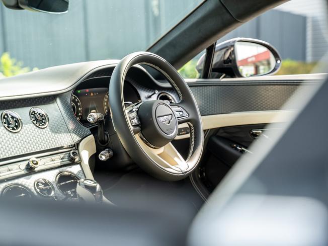 BENTLEY Continental GT Photo 12
