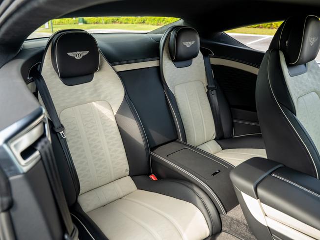 BENTLEY Continental GT Photo 19