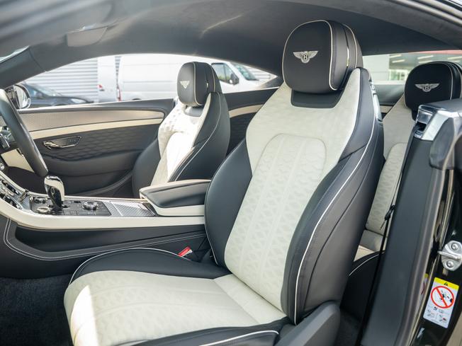 BENTLEY Continental GT Photo 22