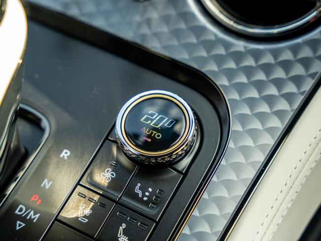 BENTLEY Continental GT Photo 25
