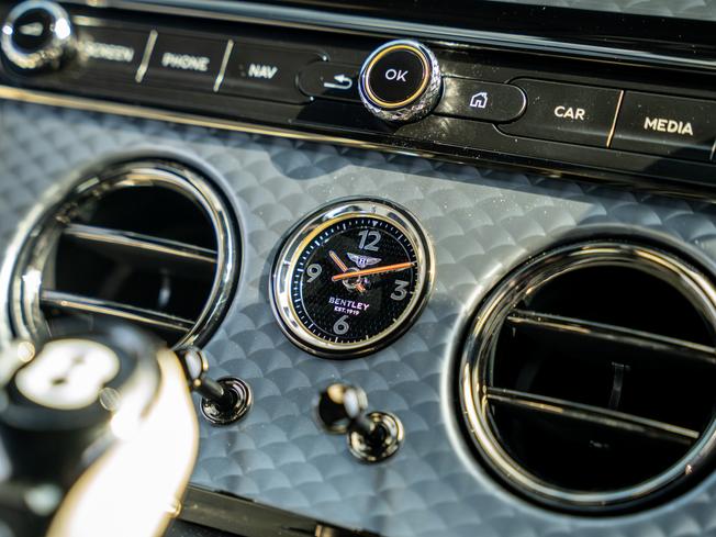 BENTLEY Continental GT Photo 26