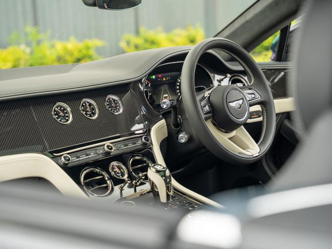 BENTLEY Continental GT Photo 12