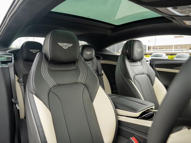 BENTLEY Continental GT Photo 20