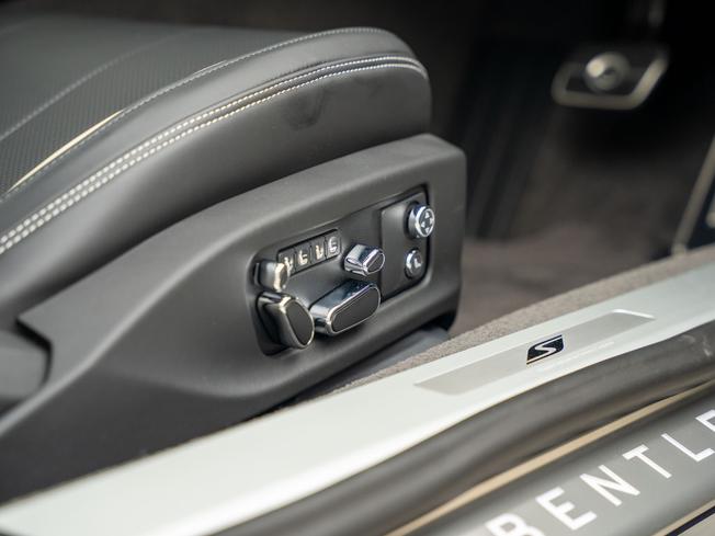 BENTLEY Continental GT Photo 31