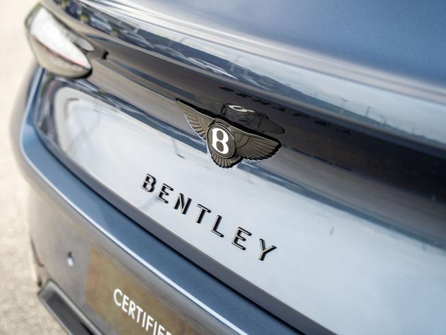 BENTLEY Continental GT Photo 8