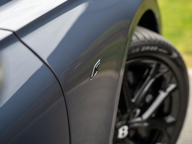 BENTLEY Continental GT Photo 9