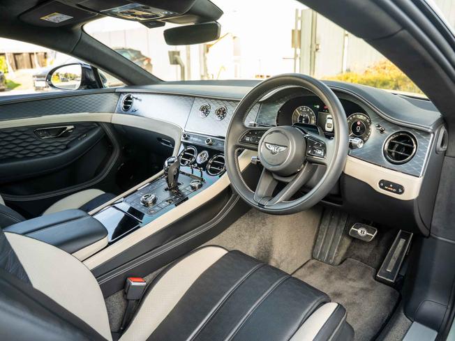 BENTLEY Continental Photo 11