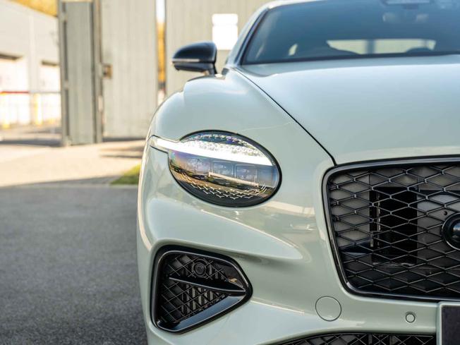 BENTLEY Continental Photo 38
