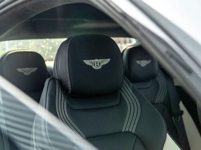 BENTLEY Continental GT Photo 22