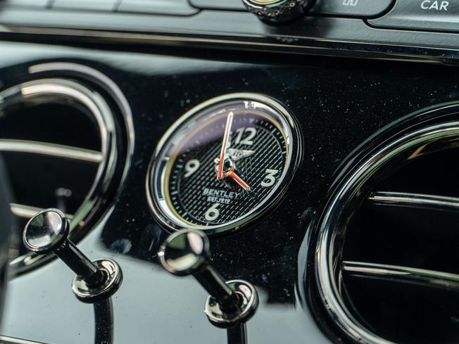BENTLEY Continental GT Photo 23