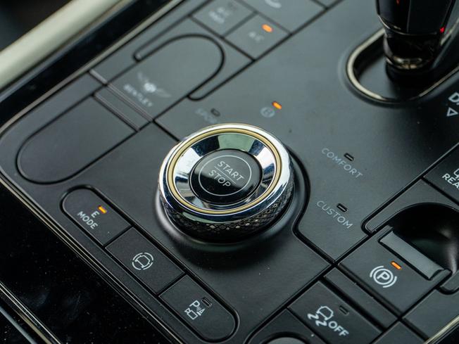 BENTLEY Continental GT Photo 25