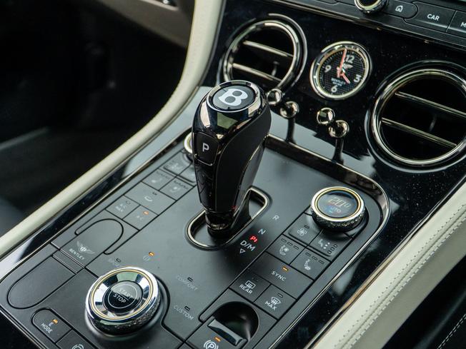 BENTLEY Continental GT Photo 26