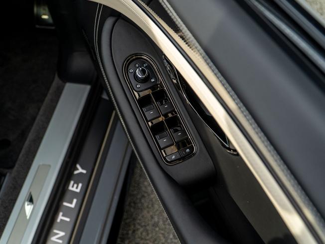 BENTLEY Continental GT Photo 29