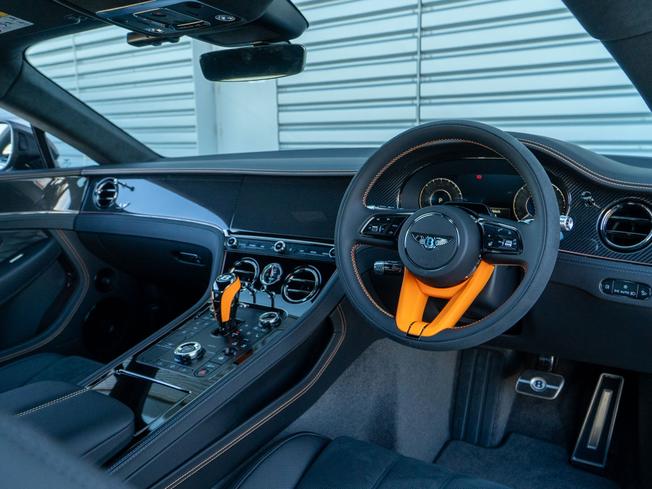BENTLEY Continental GT Photo 11