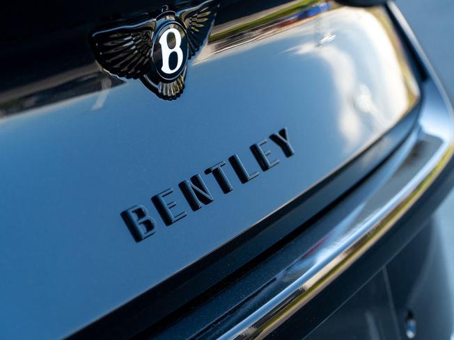 BENTLEY Continental GT Photo 38