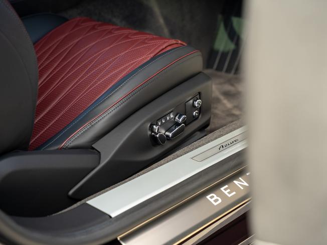 Bentley Continental Photo 34
