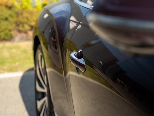 Bentley Continental Photo 35