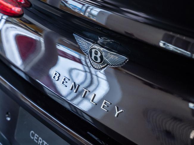 Bentley Continental Photo 8