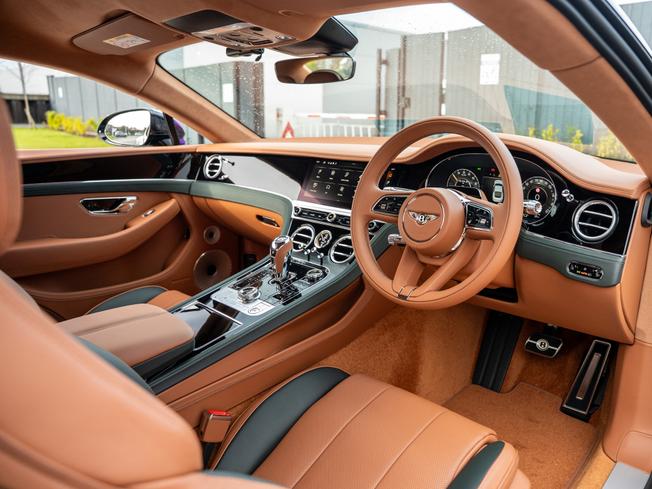 BENTLEY Continental GT Photo 11