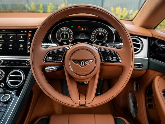BENTLEY Continental GT Photo 19