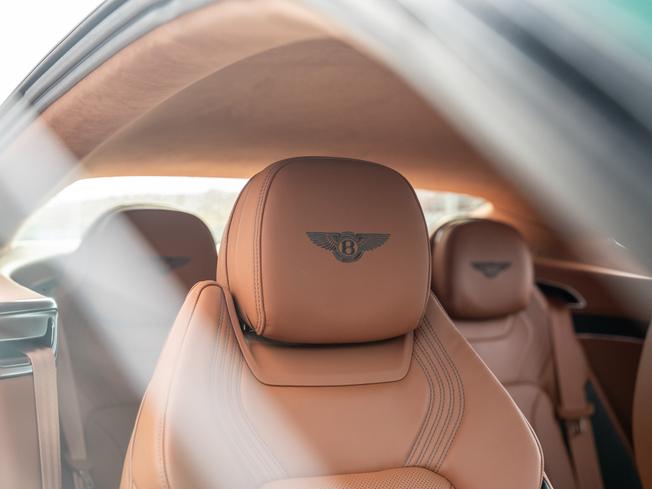 BENTLEY Continental GT Photo 22