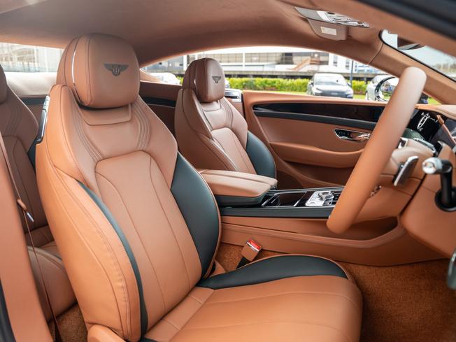 BENTLEY Continental GT Photo 23