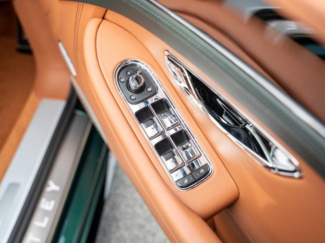 BENTLEY Continental GT Photo 31