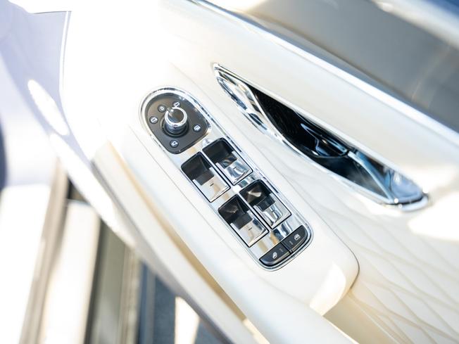 BENTLEY Continental GT Photo 34
