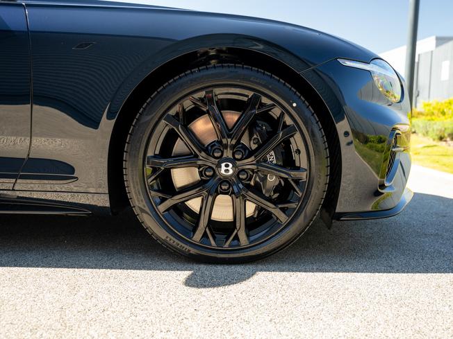 BENTLEY Continental GT Photo 6