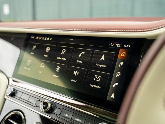 BENTLEY Continental GT Photo 10