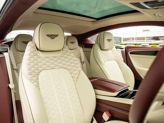 BENTLEY Continental GT Photo 19