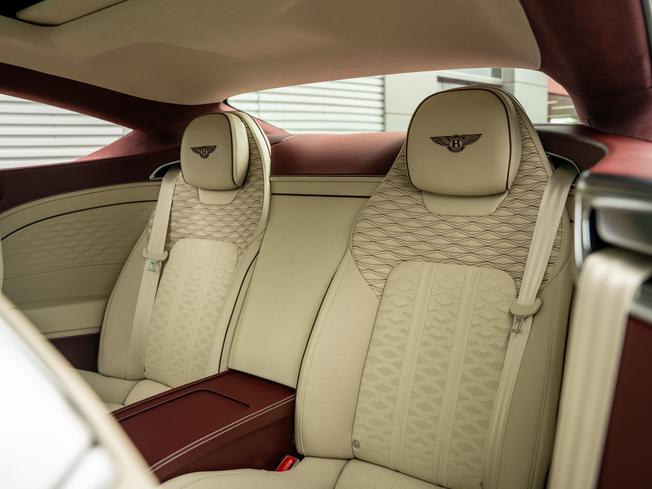 BENTLEY Continental GT Photo 22