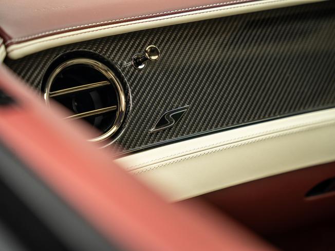 BENTLEY Continental GT Photo 33