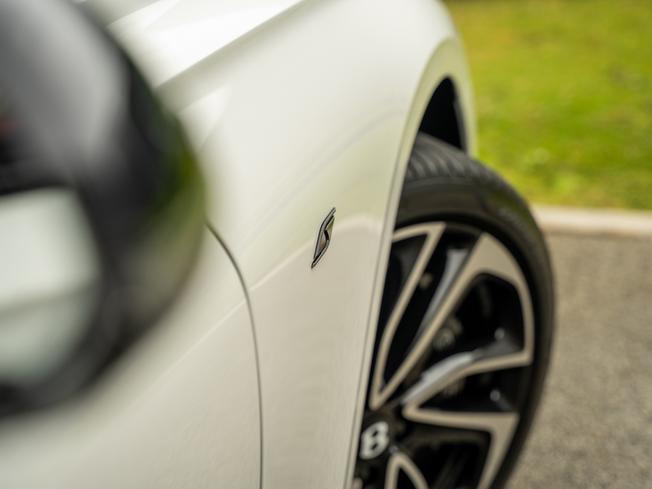 BENTLEY Continental GT Photo 9