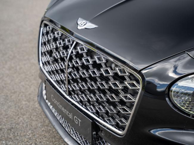 BENTLEY Continental Photo 37