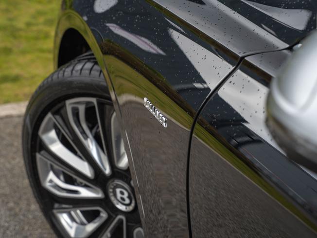 BENTLEY Continental Photo 38