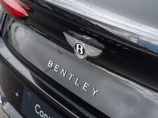 BENTLEY Continental Photo 8