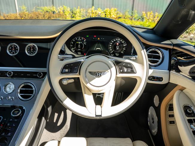 BENTLEY Continental Photo 19