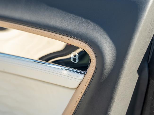 BENTLEY Continental Photo 36