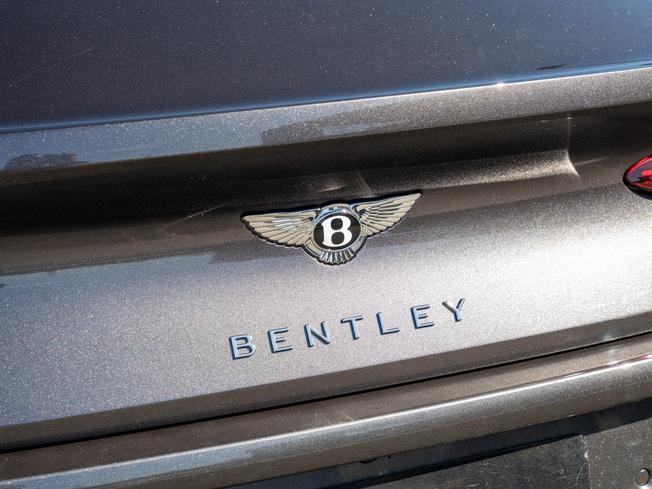 BENTLEY Continental Photo 8