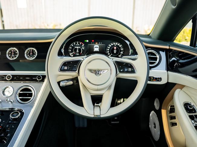 BENTLEY Continental GT Photo 17