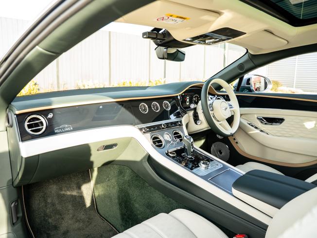 BENTLEY Continental GT Photo 2