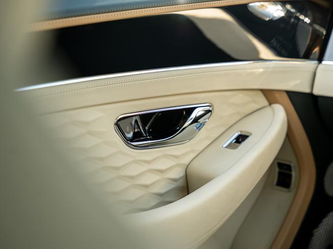 BENTLEY Continental GT Photo 31
